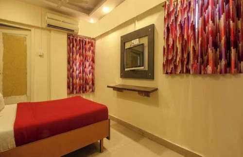 Mumbai House | Anil Guest House Santacruz East