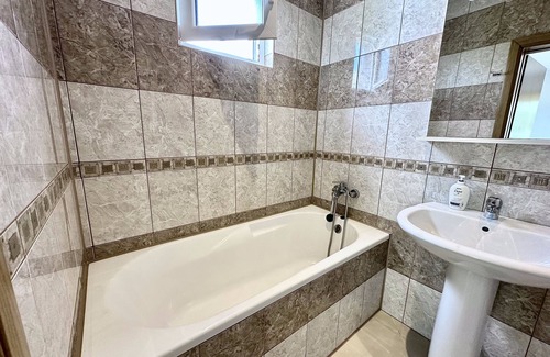 Klinci Apartment | Anit Room 2-private 1-room with own entrance and private bathroom