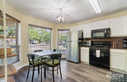 Wells Branch Apartment | Anita Marie xxxxxxxx