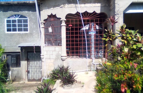 Tower Isle House | Annex Grand View situated in the lush green hill of Three Hills near Ocho Rios