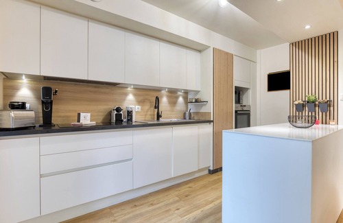 Gare-Jouvenet Apartment | Annick, joli appartement avec parking et jardin