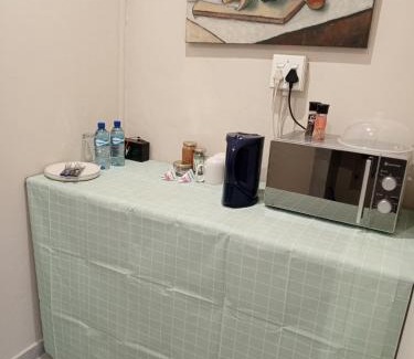 Emfuleni House | Annies Overnight