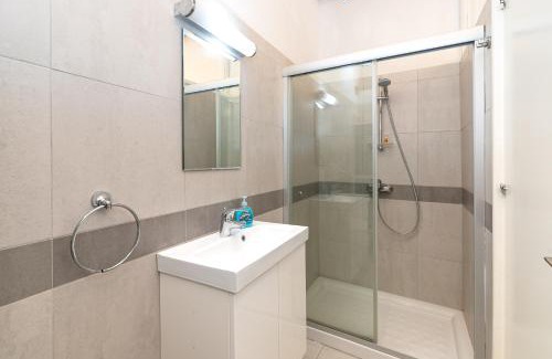 Kato Lefkara House | Annis House
