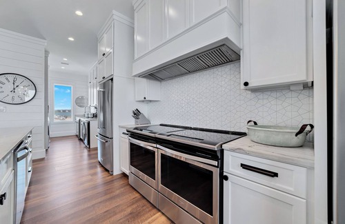 Gulf Shores House | Another Round by GSVR | Beachfront w/Pool & Elevator | Free Activities/Golf
