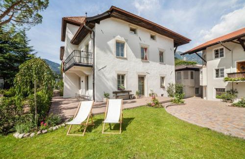 Merano Apartment | Ansitz Layshof Apartment Weyer