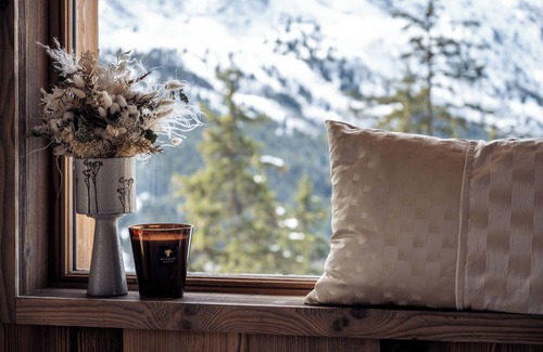 Meribel Apartment | Antares Chalet LUNA ski-in ski-out
