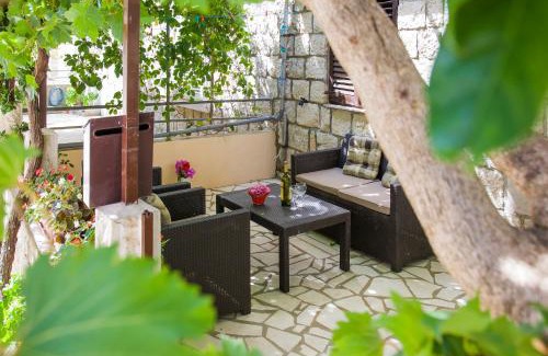 Trstenik Apartment | Ante Apartments