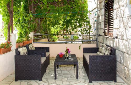 Trstenik Apartment | Ante Apartments