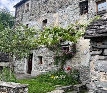 Masera Apartment | Antica Casa Noce Rivoria