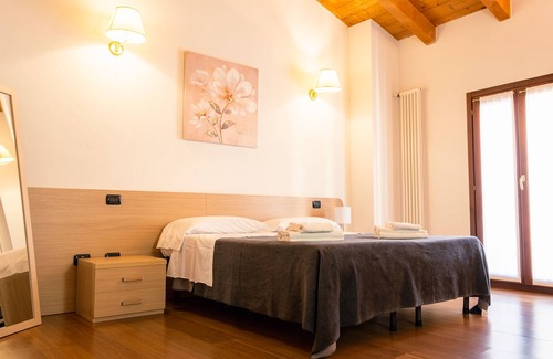 Citta Antica House | Antiche Mura 1 - One Bedroom Guest House, Sleeps 3