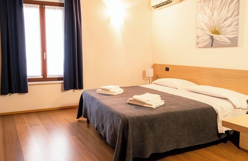 Citta Antica House | Antiche Mura 2 - One Bedroom Guest House, Sleeps 2