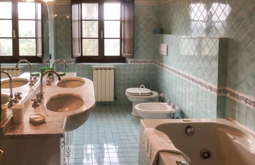 Poggiarello House | Antico Borgo San Lorenzo by Interhome