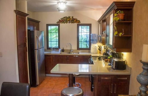 San Juan del Obispo House | Antigua Colonial Home Surrounded by Volcanos