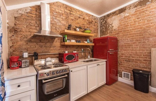 Ogden House | Antique Cozy Unit - Central Ogden