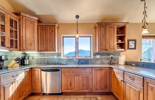 Greer Cabin | Antler Ridge Ridge House