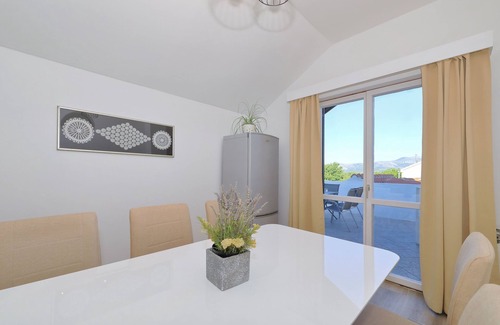 Puljane House | Antona vacation home with pool, balcony and terrace - Antona
