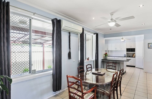 Cessnock House | Anzac Cottage – A Pet-Friendly Escape with Games Room, Minutes from Wineries