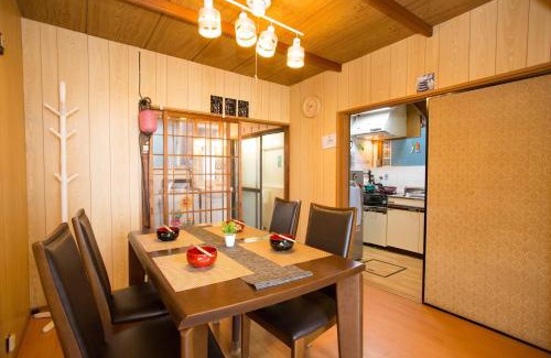 Higashiyama House | Aoi-Riverside Old Townhouse