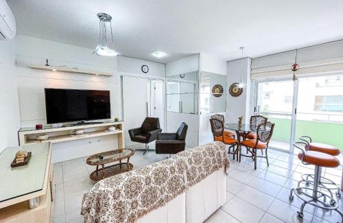 Canasvieiras Apartment | Apê A/C, Wi-Fi e Elevador | 500m Canasvieiras