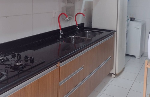 Jardim Virginia Apartment | AP com Varanda Gourmet , Praia da Enseada , Guarujá