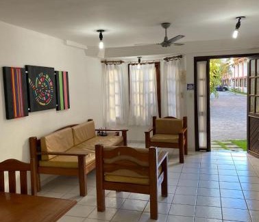 Taperapua Beach Apartment | AP28 com 2 suítes para até 8 pessoas, pertinho da Praia de Taperapuã, apenas 3 minutos a pé