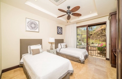El Ocotal Condo | AP7C Stunning Views Large Balcony in Ocotal Beach