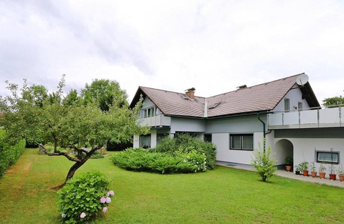Seelach Apartment | Apartment in St. Kanzian by Klopeiner See
