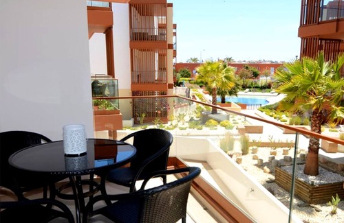 Portimao Apartment | Apart. 2ch. - 2 baths - Luxurious on the edge of Rio Arade