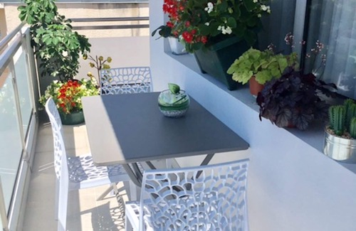 Arcachon Apartment | APART 5 PERS. BEACH/SHOPS/PARKING/BALCONY
