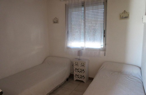 Saint-Pierre-la-Mer Apartment | Apart climatisé T3 St Pierre la mer 1 er étage, 4 pers
