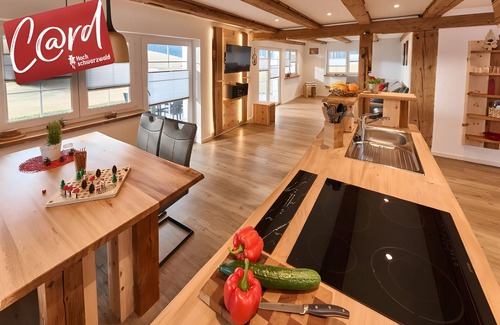 Schollach Apartment | Apartment 'Schwalbennest' with Mountain View, Private Garden and Wi-Fi