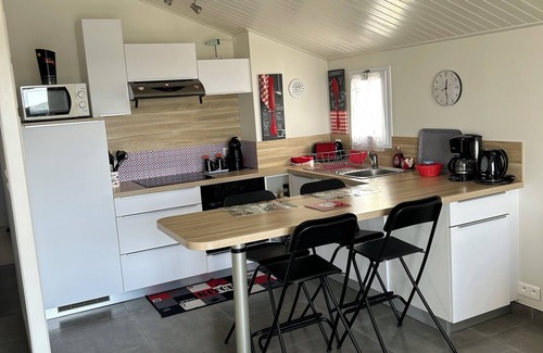 Saint-Gilles-Croix-de-Vie Apartment | Apartment facing port and ocean