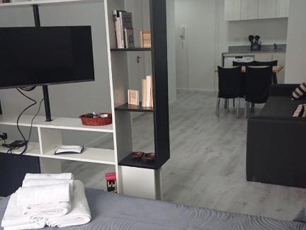 Almagro Apartment | Apart hermoso cerca del pulmón verde porteño - Alkyl House