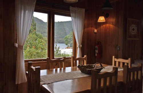 Lanin National Park Villa | Apart Hotel Orilla Mansa by Visionnaire