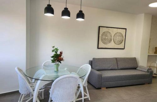 Les Alqueries Apartment | Apartamento en Les Alqueries con aire acondicionado