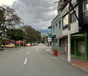 Laureles - Estadio Apartment | Aparta estudio amoblado 4 Medellín, San Joaquín