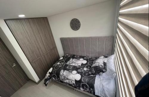 Bogota Apartment | Apartaestudio amoblado, Edificio avanzzare T1 604