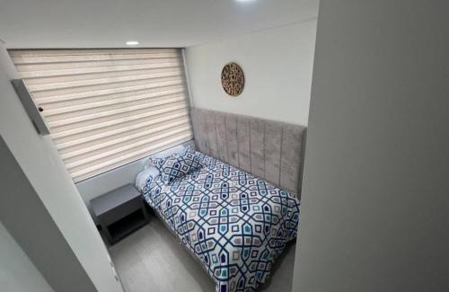 Bogota Apartment | Apartaestudio amoblado, Edificio avanzzare T1 604