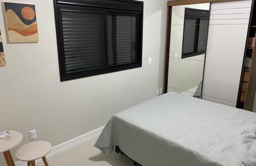 Governador Celso Ramos Apartment | Apartamento com piscina a 100 metros da praia