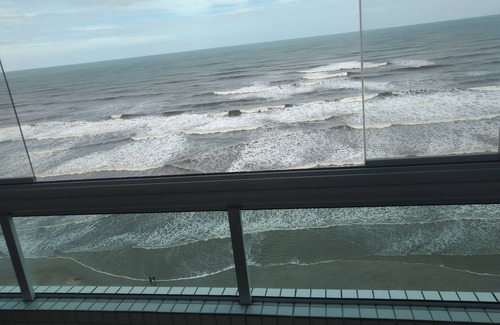 Solemar Apartment | Apartamento Frente mar pé na Areia