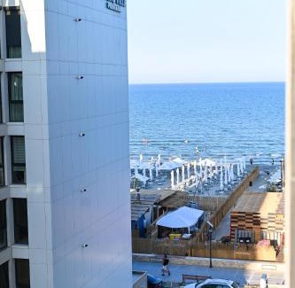 Mamaia-Sat Apartment | Apartament de poveste pe plajă în Resort de Lux