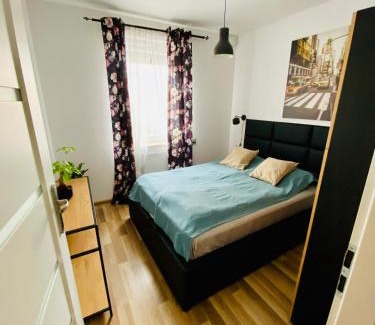 Krzyki Apartment | Apartament, Free Parking, Blisko Rynek-Dworzec PKP-PKS, sklepy