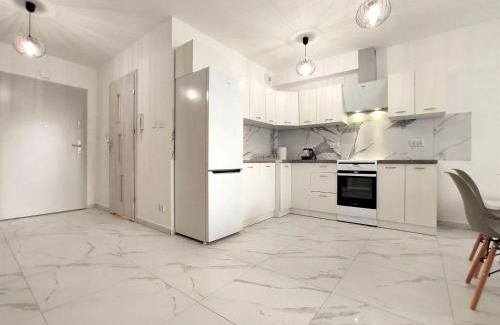 Kielce Apartment | Apartament Julia 1-3 os I piętro z balkonem i garażem