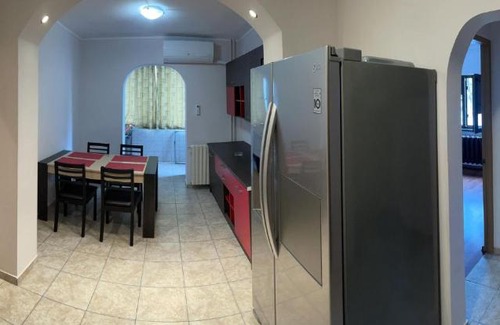 Saturn Apartment | Apartament La Malul Marii-Plaja DIANA