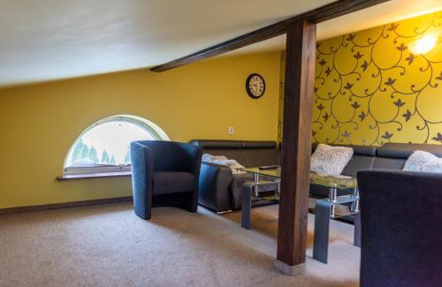 Zdunska Wola Apartment | Apartament na poddaszu
