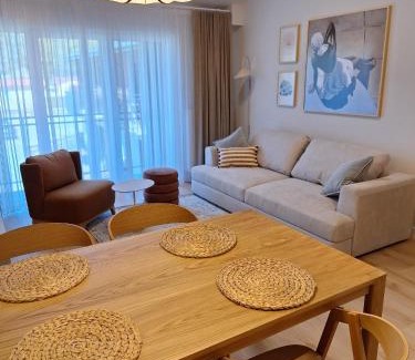 Trzesacz Apartment | Apartament Pałacowe Stajnie Trzęsacz