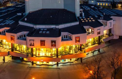 Kielce Apartment | APARTAMENT PREMIUM BLACK HORS Centrum Ścisłe Deptak -ETIUDA Panoramiczna 2 -Garaż Podziemny