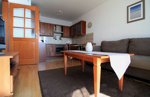 Srodmiescie Apartment | Apartament Sea Towers IV with balcony and sea view