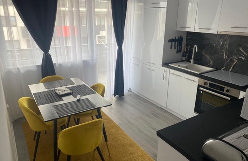 Baciu Apartment | Apartament Untold
