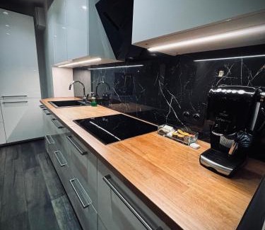 Lodz Apartment | Apartament WHITE GLOVE Atlas Arena